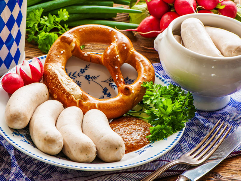 Weißwurst mit Breze Weißwurst mit Breze